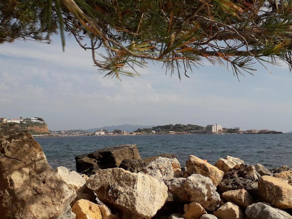 T2 Bandol Ideal Vacances 2 Etoiles Bagian luar foto