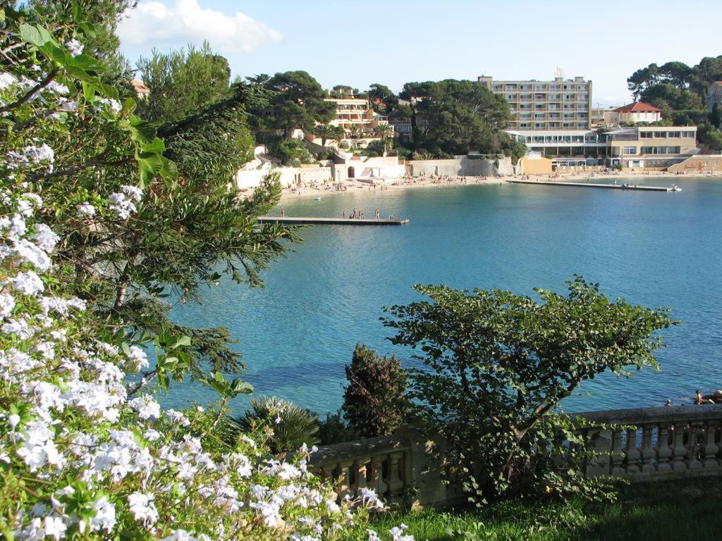 T2 Bandol Ideal Vacances 2 Etoiles Bagian luar foto